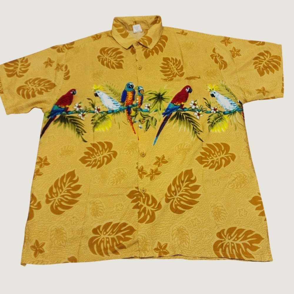 Hawaiian‎ Shirt Mens Medium Yellow Parrot Tropical Resort Tiki Camp Rina